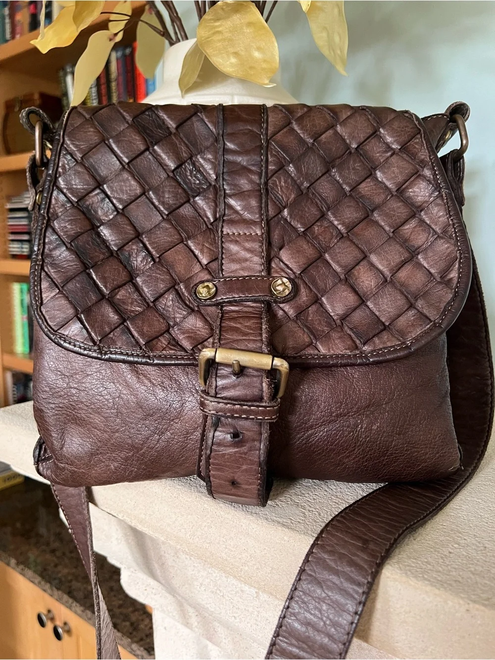 Civico 93 Italy Distressed Brown Woven Leather Boho Crossbody Messenger Bag